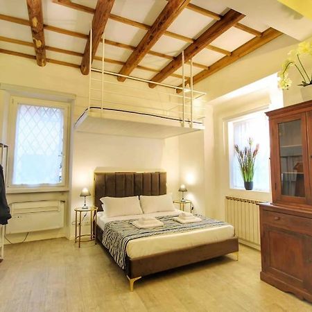 Cozy Studio Flat In Trastevere By Yourhost Róma Kültér fotó