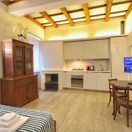 Cozy Studio Flat In Trastevere By Yourhost Róma Kültér fotó